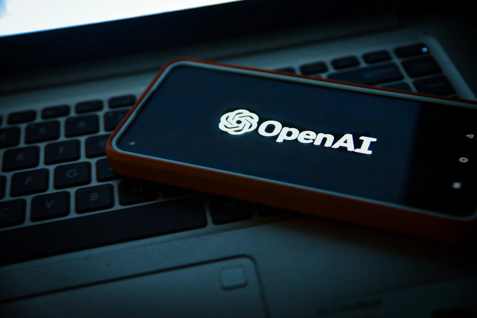 OpenAI, SoftBank, 그리고 Oracle이 고급 AI 인프라를 위한 5000억 달러 규모의 ‘스타게이트 프로젝트’를 공개하다