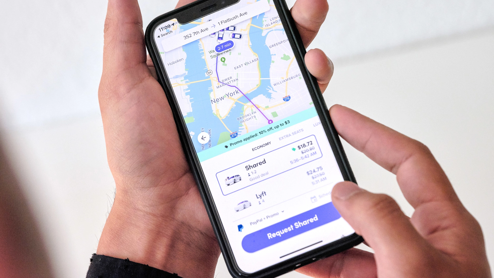 Lyft 승객, 차량 내 대화를 녹음한 수수께끼의 문자 메시지 받아