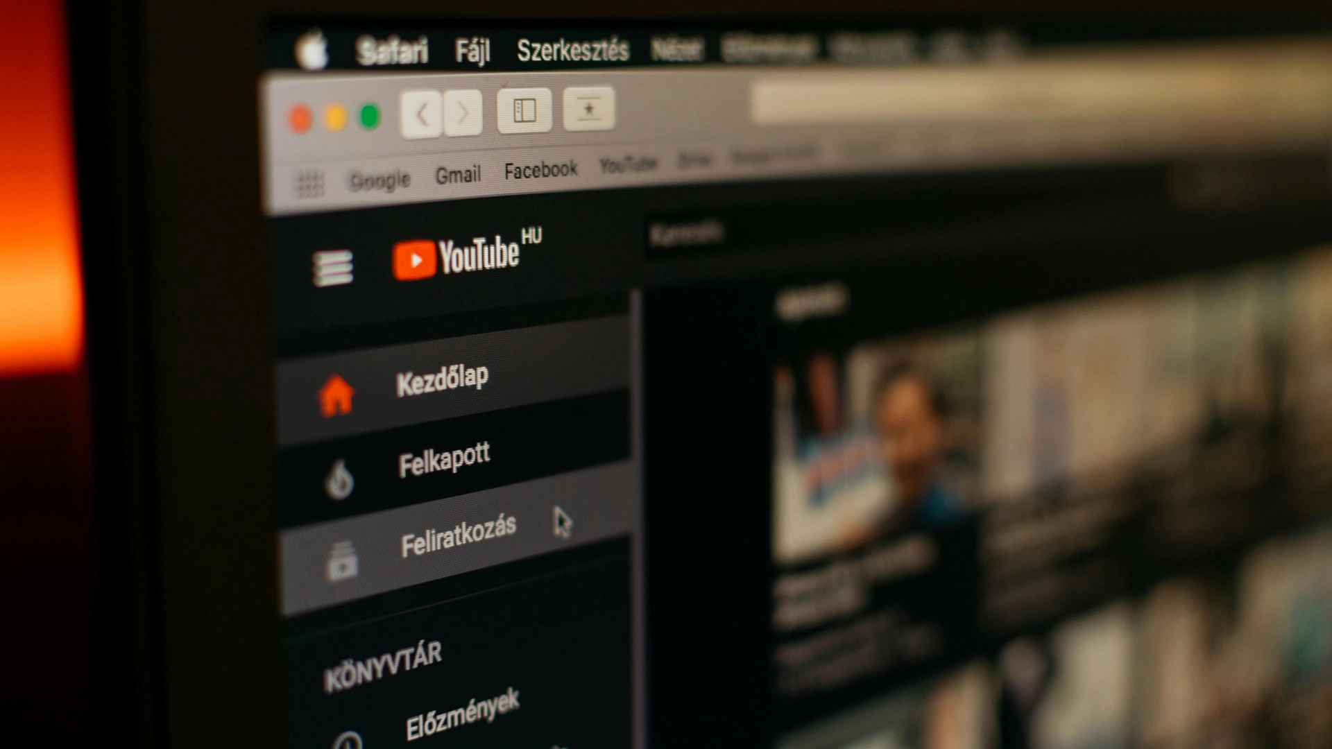 YouTube 크리에이터들이 무심코 Google의 AI 모델을 추진하고 있습니다